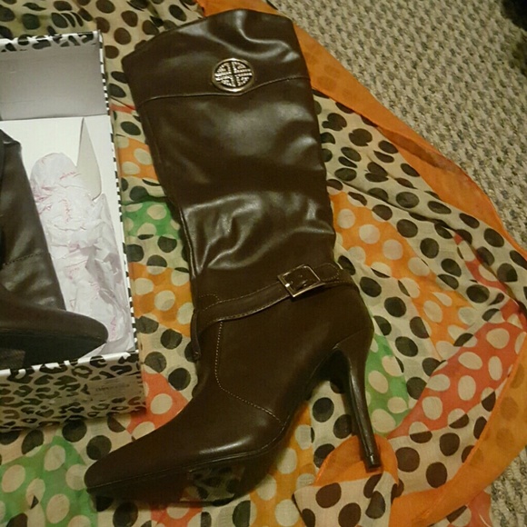 Anne Michelle Shoes - Brand New Boots Size 7 1/2